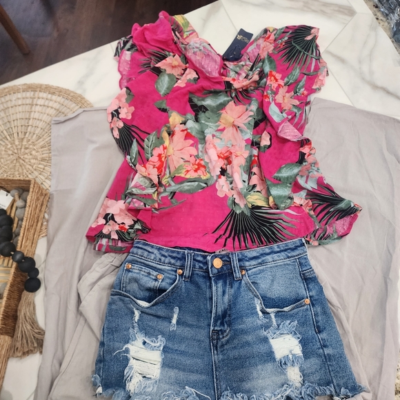 RACHEL Rachel Roy Tops - [ Rachel Roy] Women's,size XL new with tags CUTEST TROPICAL/ FLORAL BLOUSE🌺💠🌸